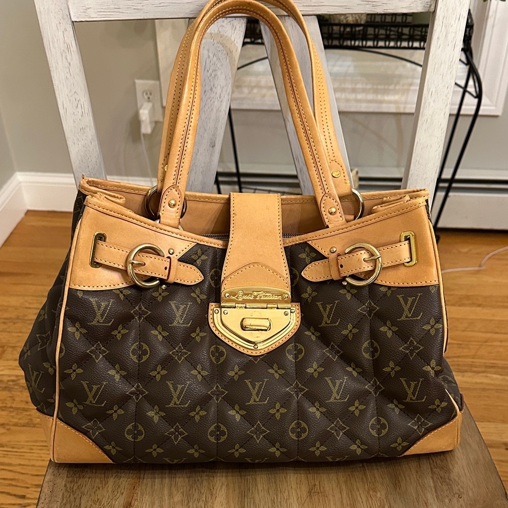 Vintage quilted large bag. GORGEOUS!